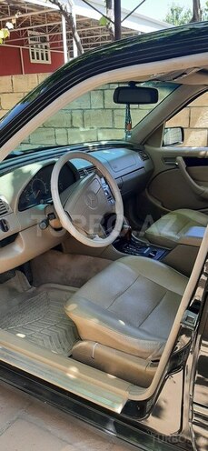 Mercedes C 230 1998, 329,000 km - 2.3 l - Salyan