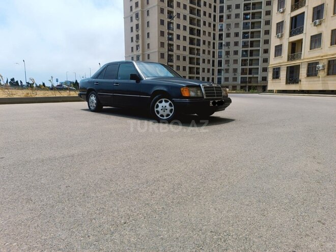 Mercedes E 220 1993, 350,000 km - 2.2 л - Bakı