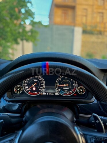 BMW 520-12