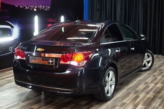 Chevrolet Cruze 2015, 270,000 km - 1.4 l - Sumqayıt