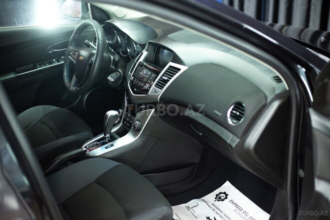 Chevrolet Cruze 2015, 270,000 km - 1.4 l - Sumqayıt