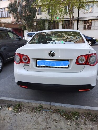 Volkswagen Jetta 2010, 272,000 km - 1.6 л - Bakı