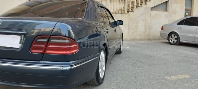 Mercedes E 220 d 1999, 412,000 km - 2.2 l - Bakı
