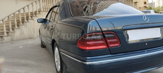 Mercedes E 220 d 1999, 412,000 km - 2.2 l - Bakı