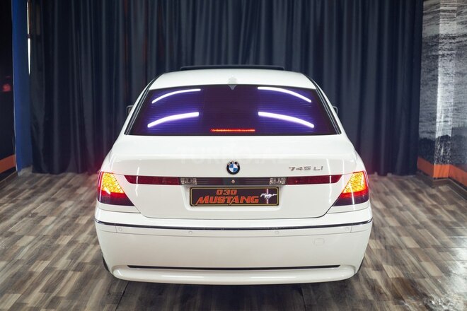 BMW 735 2004, 275,000 km - 3.6 l - Sumqayıt