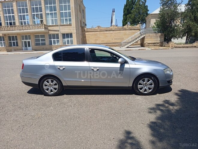 Volkswagen Passat 2005, 321,243 km - 2.0 l - Bakı