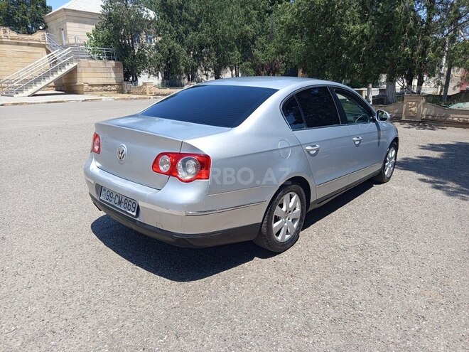 Volkswagen Passat 2005, 321,243 km - 2.0 l - Bakı