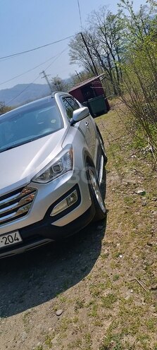 Hyundai Santa Fe 2014, 210,000 km - 2.0 l - Astara