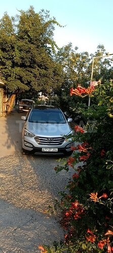 Hyundai Santa Fe 2014, 210,000 km - 2.0 l - Astara