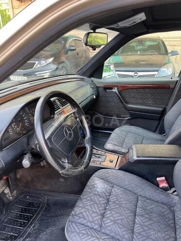 Mercedes C 180 1994, 269,800 km - 1.8 l - Bakı