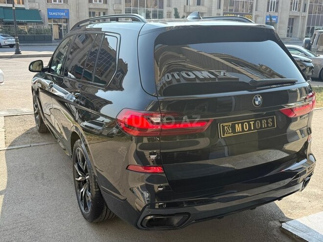 BMW X7-14