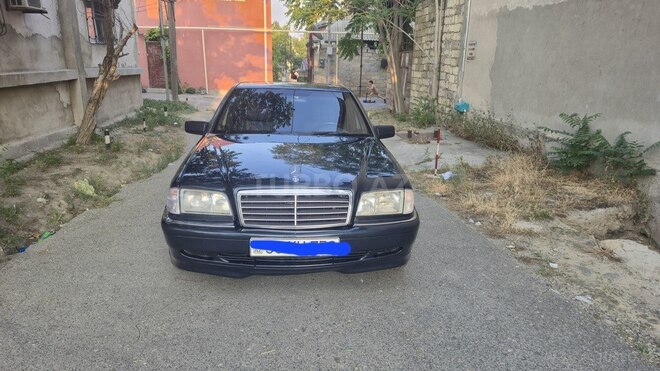 Mercedes C 180 1999, 350,000 km - 1.8 l - Bakı