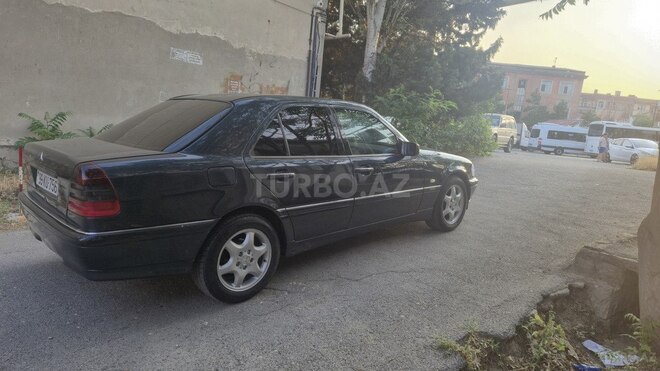 Mercedes C 180 1999, 350,000 km - 1.8 l - Bakı