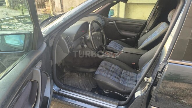 Mercedes C 180 1999, 350,000 km - 1.8 l - Bakı