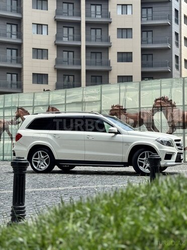Mercedes GL 500 4MATIC 2013, 220,000 km - 4.7 l - Bakı