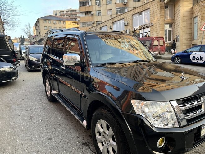 Mitsubishi Pajero 2012, 189,000 km - 3.5 л - Bakı