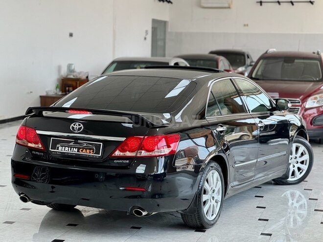 Toyota Camry-12