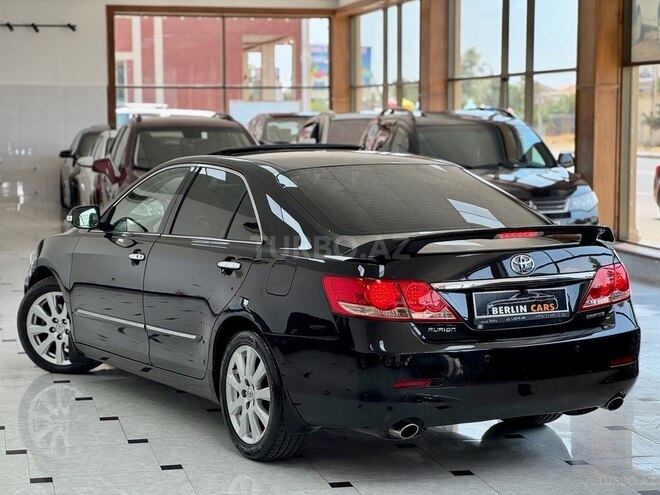 Toyota Camry-7