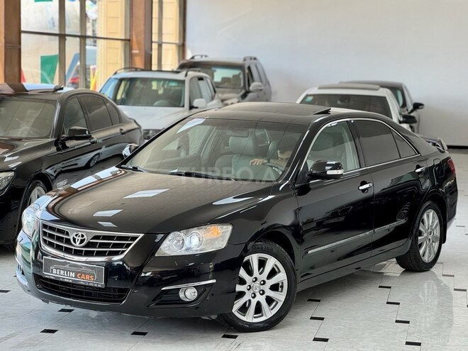 Toyota Camry-5