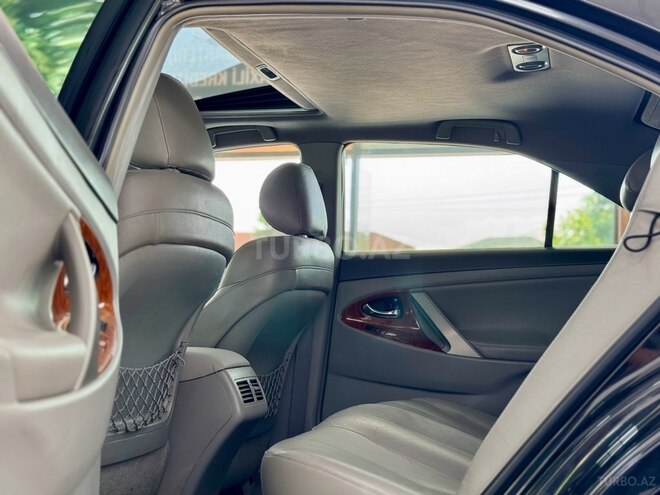 Toyota Camry-22