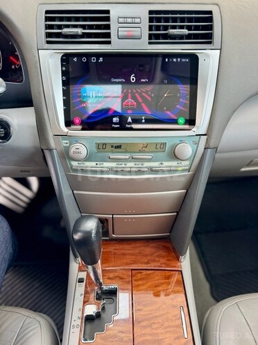 Toyota Camry-30