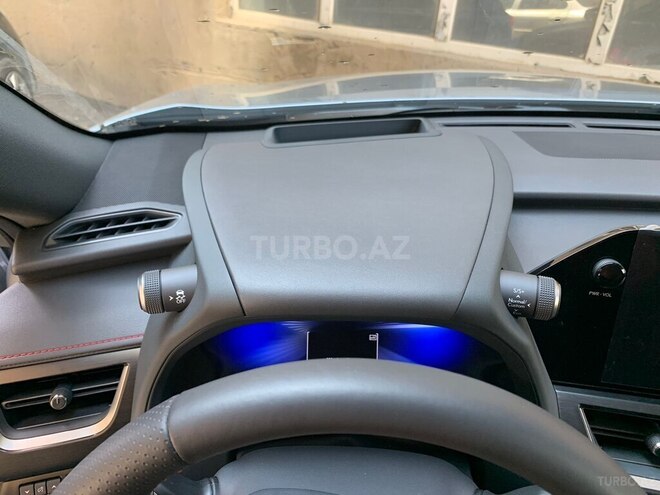 Lexus UX 300h-16