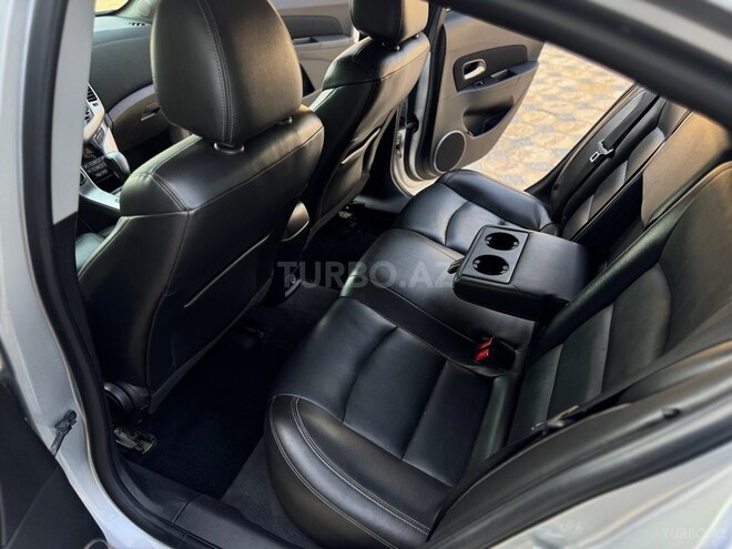 Chevrolet Cruze 2015, 142,000 km - 1.4 l - Gəncə