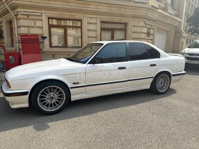 BMW 525 1990, 260,000 km - 2.5 l - Bakı