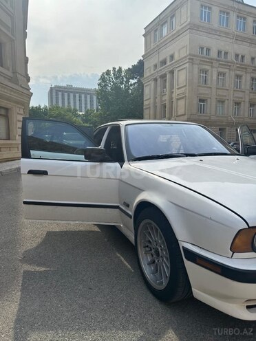 BMW 525 1990, 260,000 km - 2.5 l - Bakı