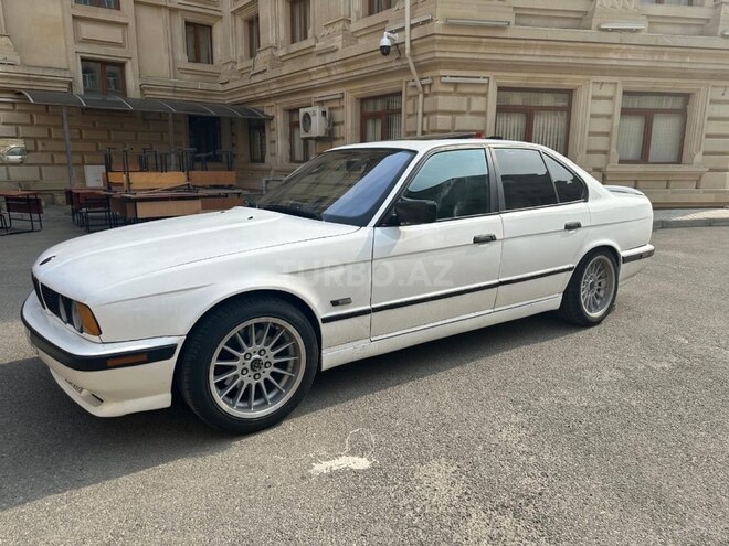 BMW 525 1990, 260,000 km - 2.5 l - Bakı