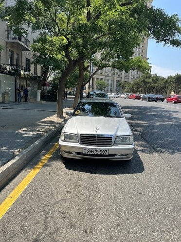 Mercedes C 230 2000, 346,009 km - 2.3 л - Bakı