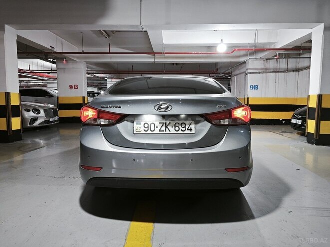 Hyundai Elantra 2014, 130,000 km - 1.8 л - Bakı