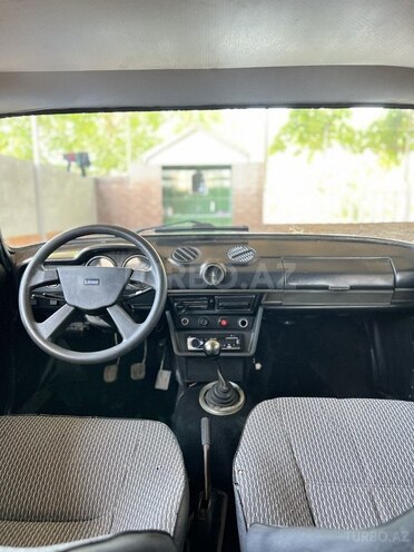 LADA (VAZ) 2106 1984, 96,500 km - 1.6 l - Salyan