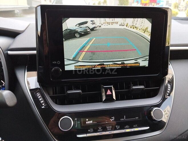 Toyota Corolla 2024, 32,500 km - 1.6 л - Bakı