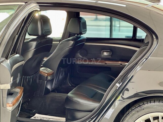 BMW 730-22