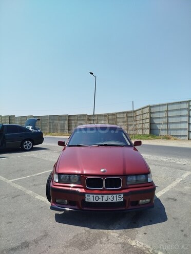 BMW 318 1993, 215,800 km - 1.8 l - Bakı