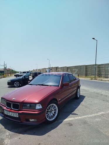 BMW 318 1993, 215,800 km - 1.8 l - Bakı