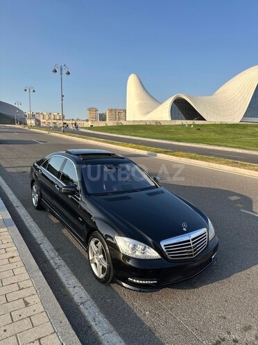 Mercedes S 500-4