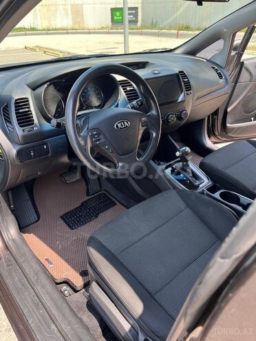 Kia Forte 2017, 175,000 km - 2.0 l - Bakı
