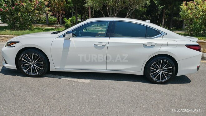 Lexus ES 250 2022, 16,500 km - 2.5 л - Bakı