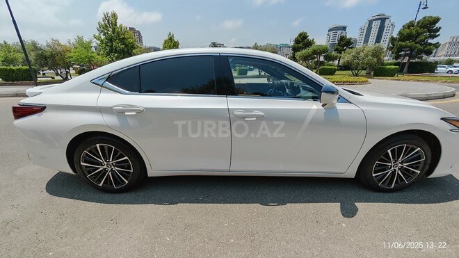 Lexus ES 250 2022, 16,500 km - 2.5 л - Bakı