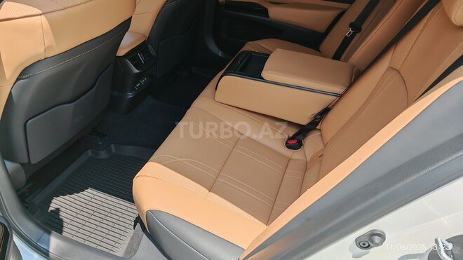 Lexus ES 250 2022, 16,500 km - 2.5 л - Bakı