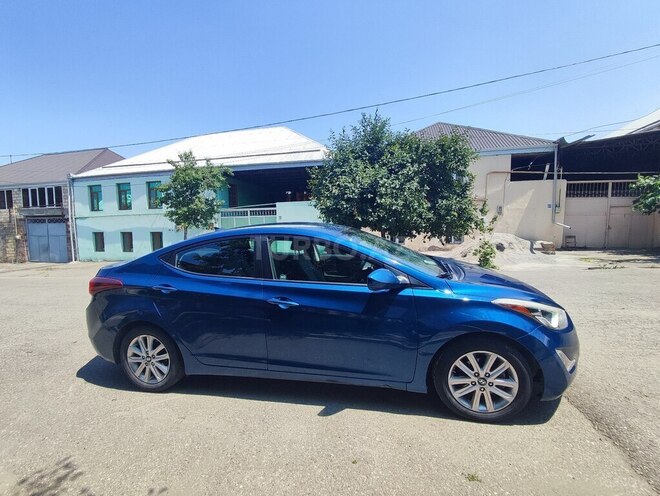 Hyundai Elantra 2015, 125,273 km - 1.8 l - Bakı
