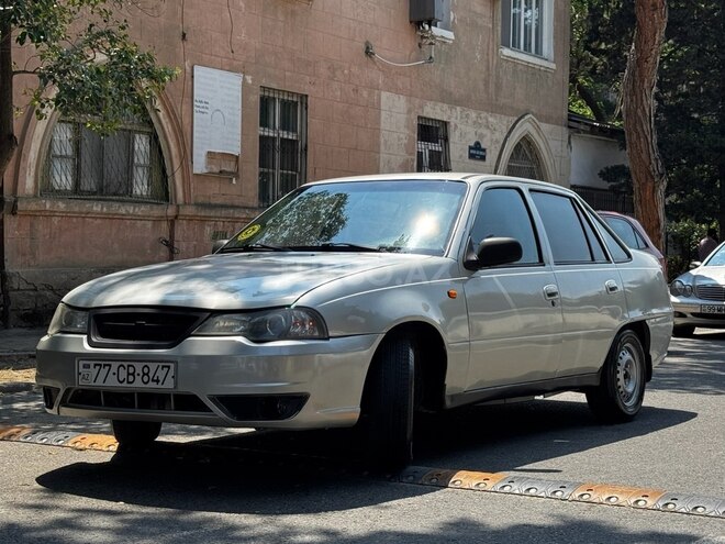 Daewoo Nexia 2008, 284,000 km - 1.5 л - Bakı