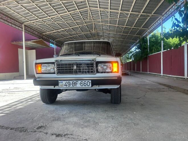 LADA (VAZ) 2107 2011, 90,000 km - 1.6 l - Saatlı
