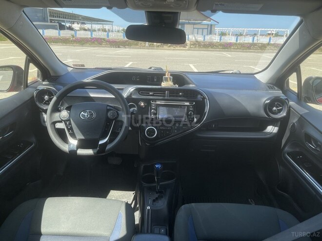 Toyota Prius C 2018, 150,488 km - 1.5 l - Bakı