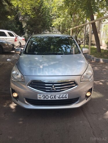 Mitsubishi Attrage 2015, 195,700 km - 1.2 l - Bakı