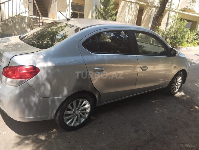 Mitsubishi Attrage 2015, 195,700 km - 1.2 l - Bakı