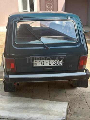 LADA (VAZ) Niva 1998, 277,000 km - 1.7 l - Qusar