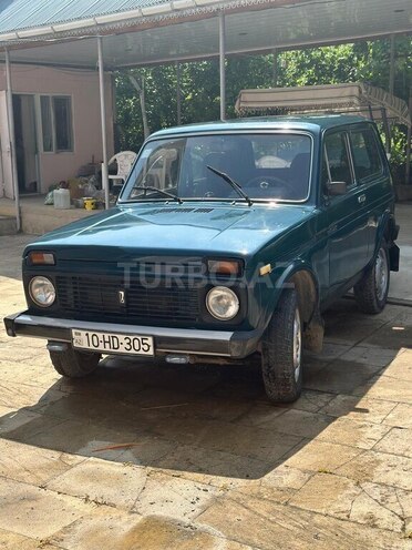 LADA (VAZ) Niva 1998, 277,000 km - 1.7 l - Qusar